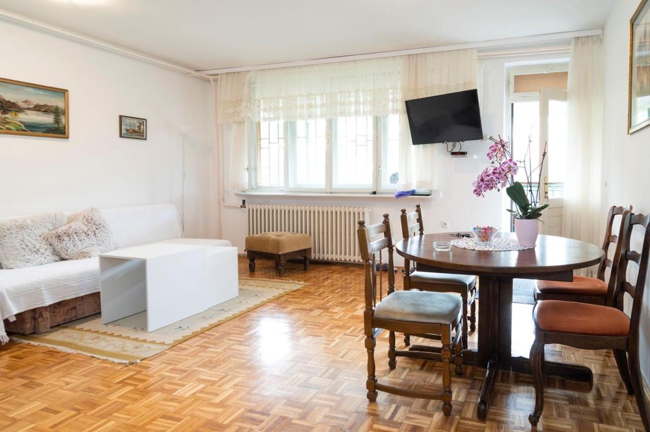 Avlija Garden Gem Apartment Sarajevo Bagian luar foto
