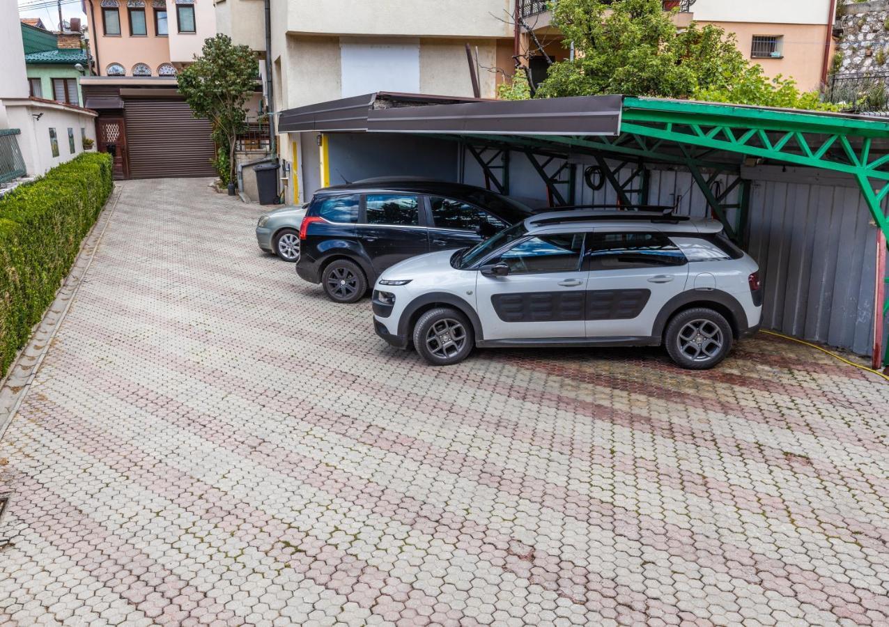 Avlija Garden Gem Apartment Sarajevo Bagian luar foto