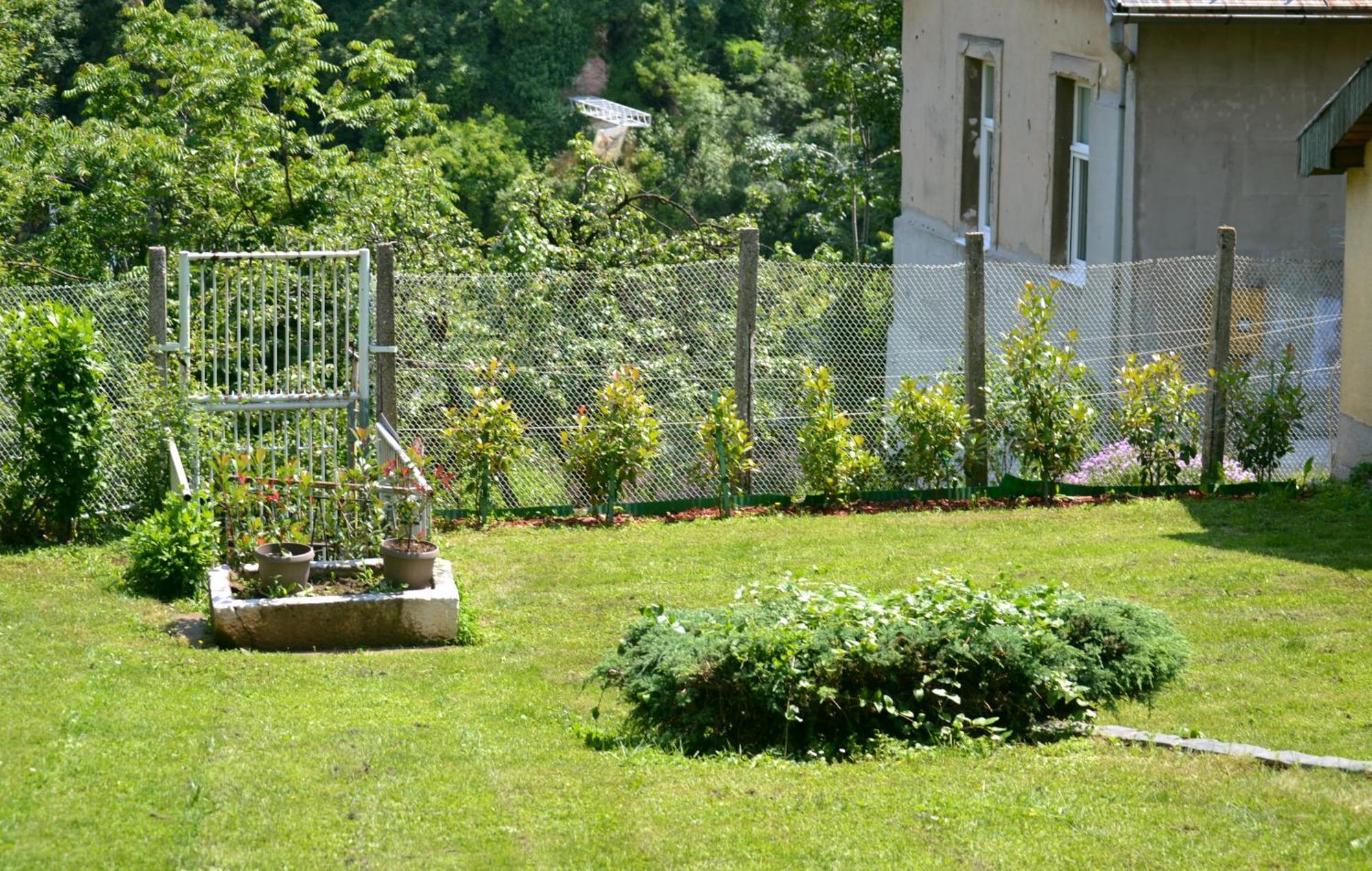 Avlija Garden Gem Apartment Sarajevo Bagian luar foto