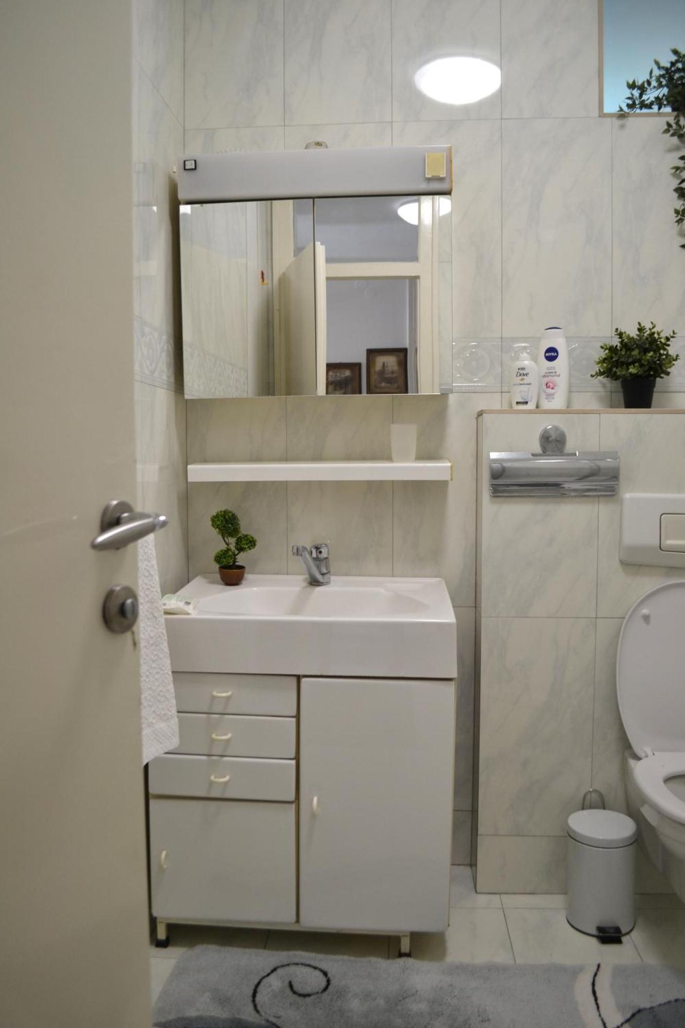 Avlija Garden Gem Apartment Sarajevo Bagian luar foto